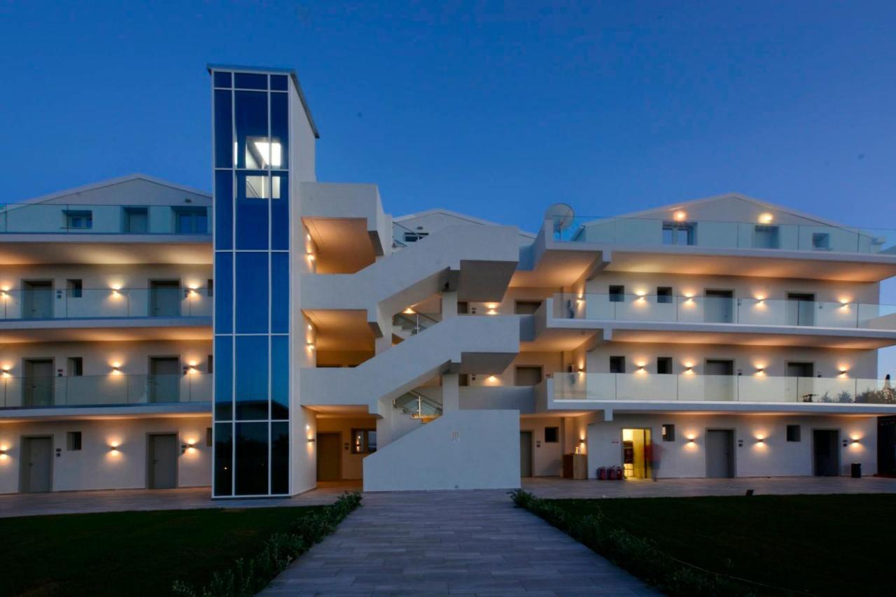 V Luxury Suites Kanálion Exterior photo