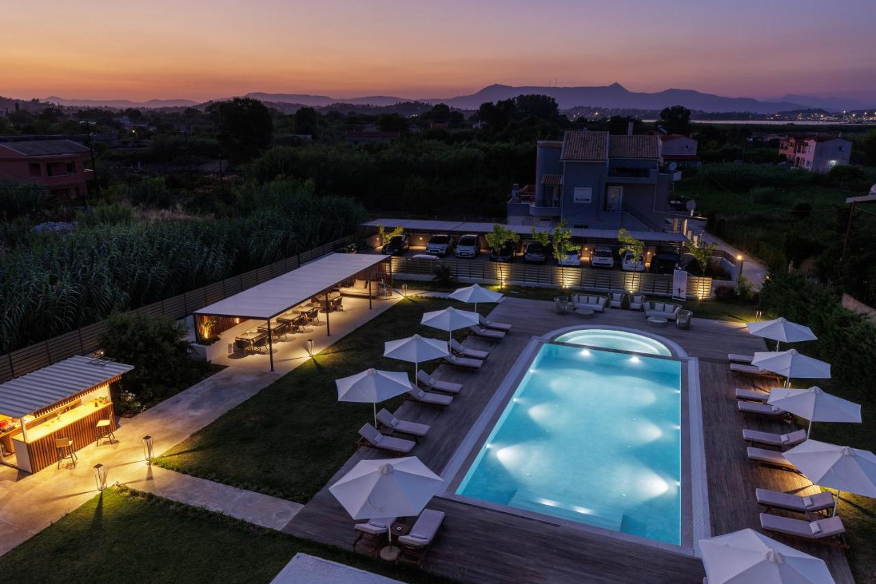 V Luxury Suites Kanálion Exterior photo